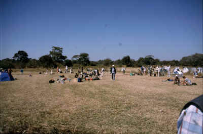 Impressionen vom Beobachtungsplatz, Farm Oribi, ca. 50 km nrdlich von Lusaka, fast genau auf der Zentrallinie.